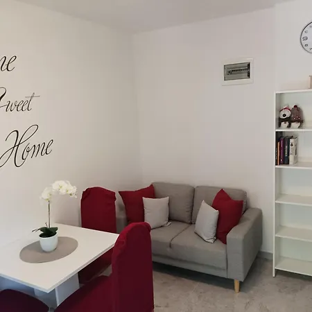 Apartma Park And Sunny Terrace