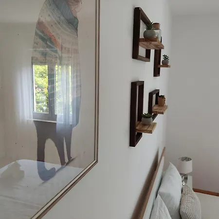 Park And Sunny Terrace Apartma *